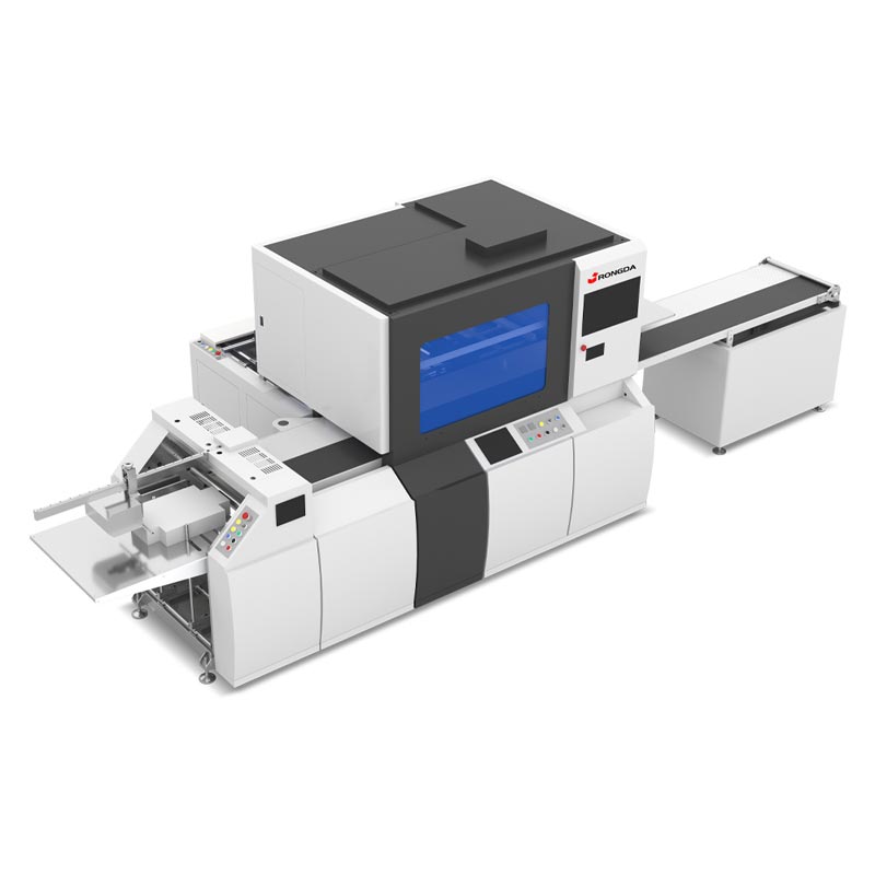 Automatický stroj na polohovanie krytu puzdra