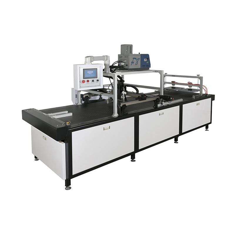 Poloautomatický stroj na montáž škatúľ